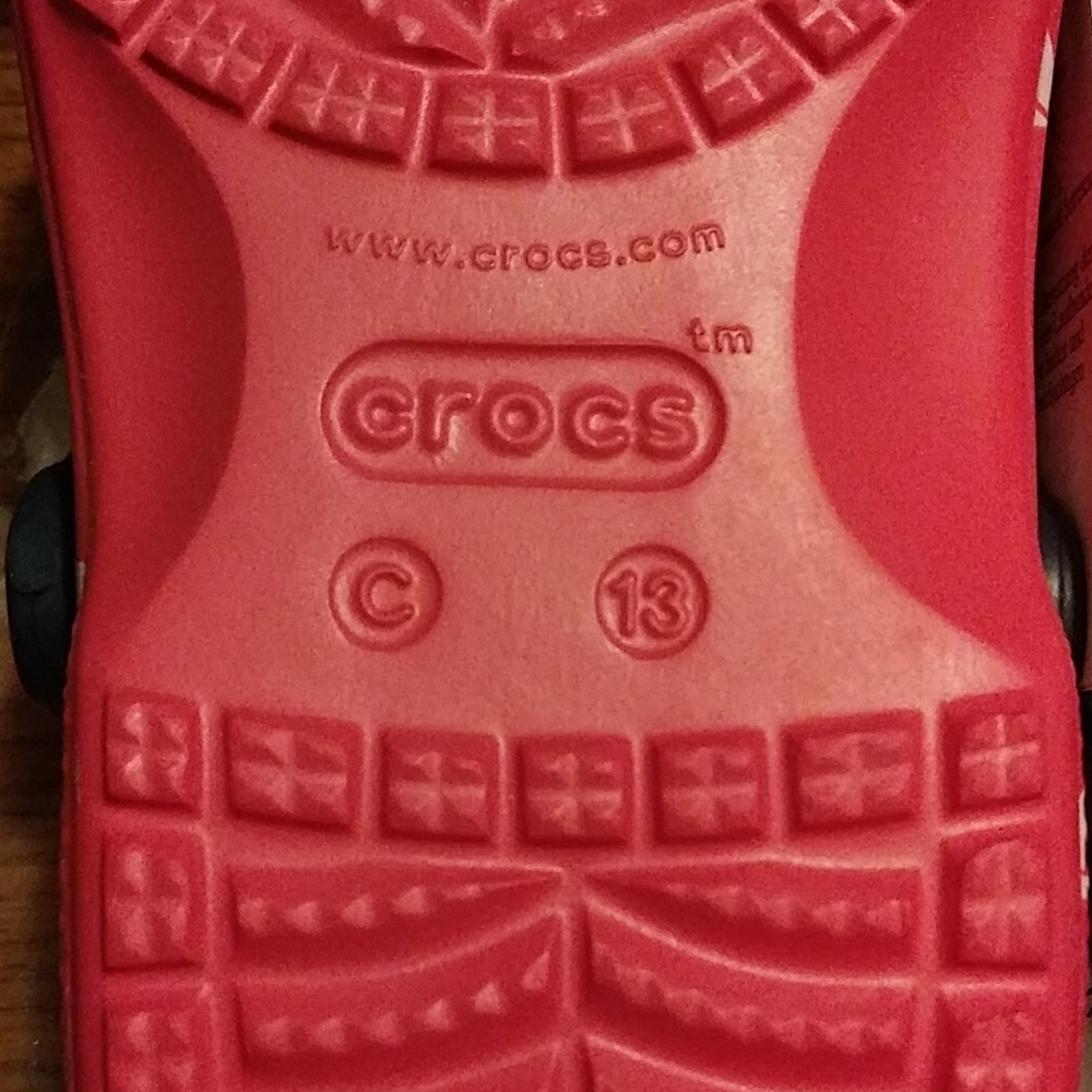 Crocs Kids’ Baya Printed Clog. Size c13 - Picture 8 of 8